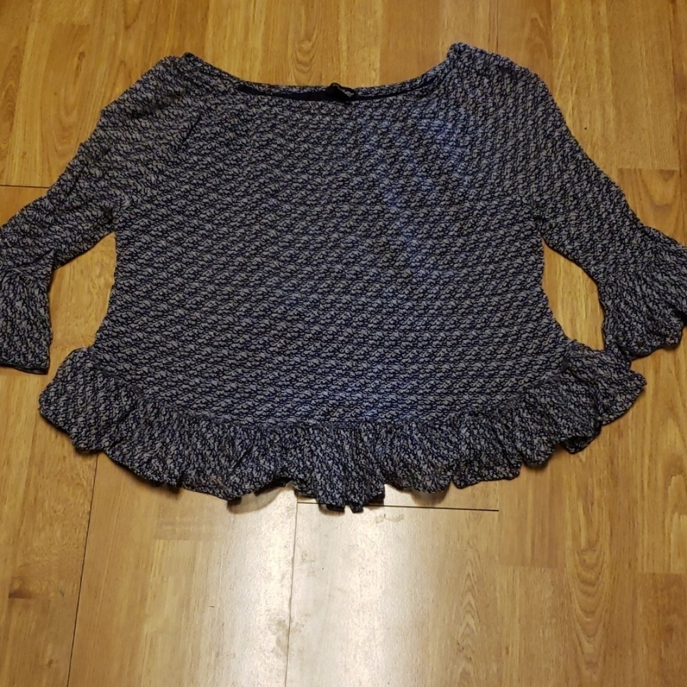 Lucky Brand OTS flowy bell sleeve top sz small